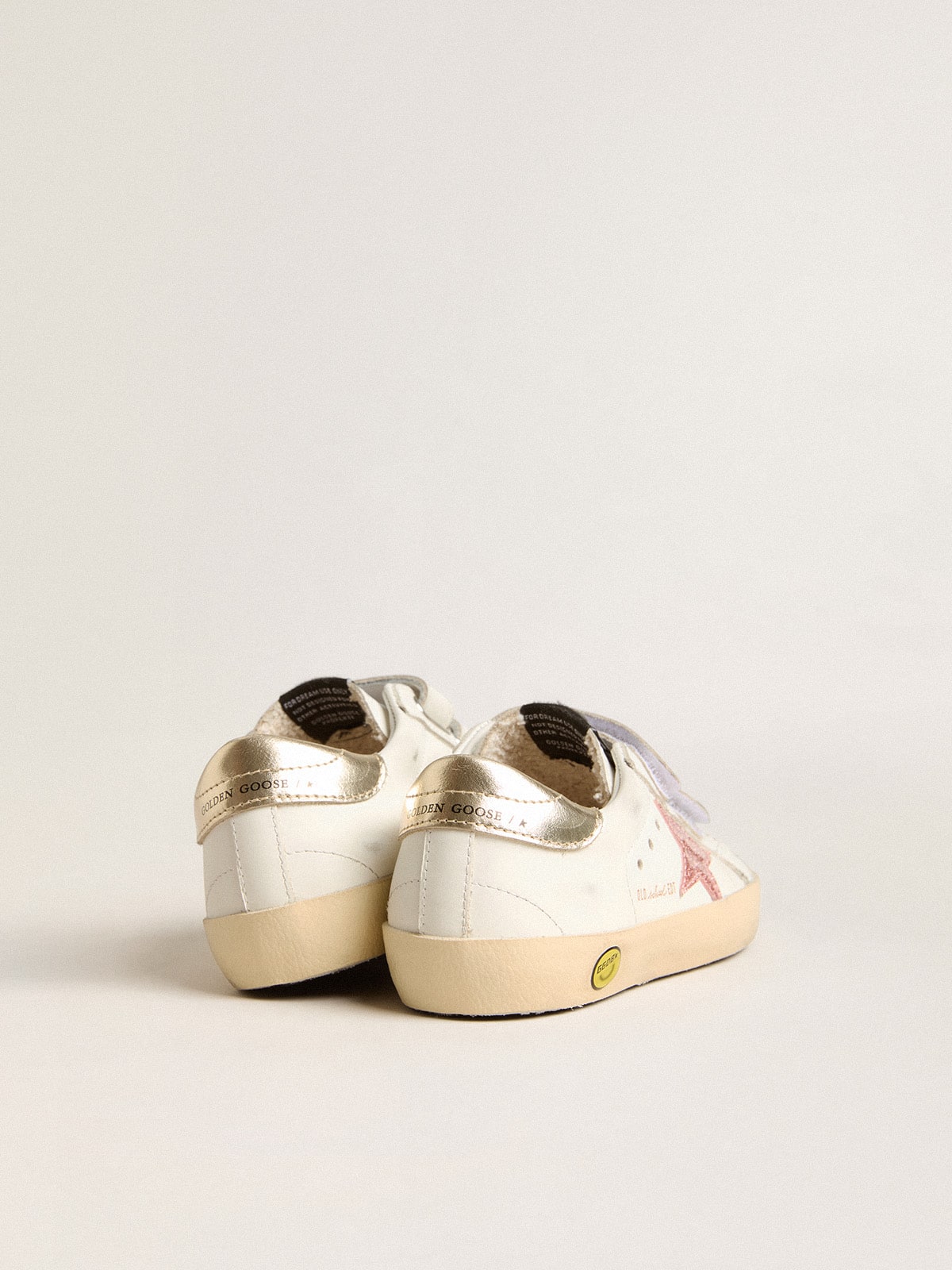 Golden Goose - Old School Young in pelle con stella in pelle laminata color pesca in 