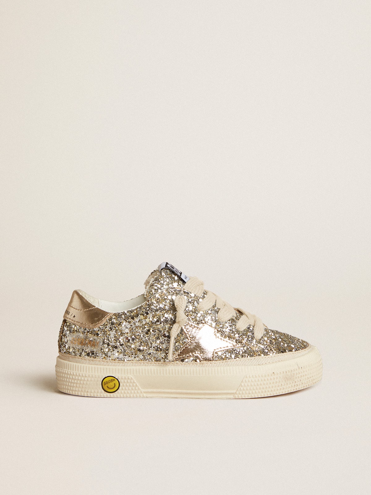 Golden Goose - May Young de glitter platinado com estrela e talão de couro metálico in 