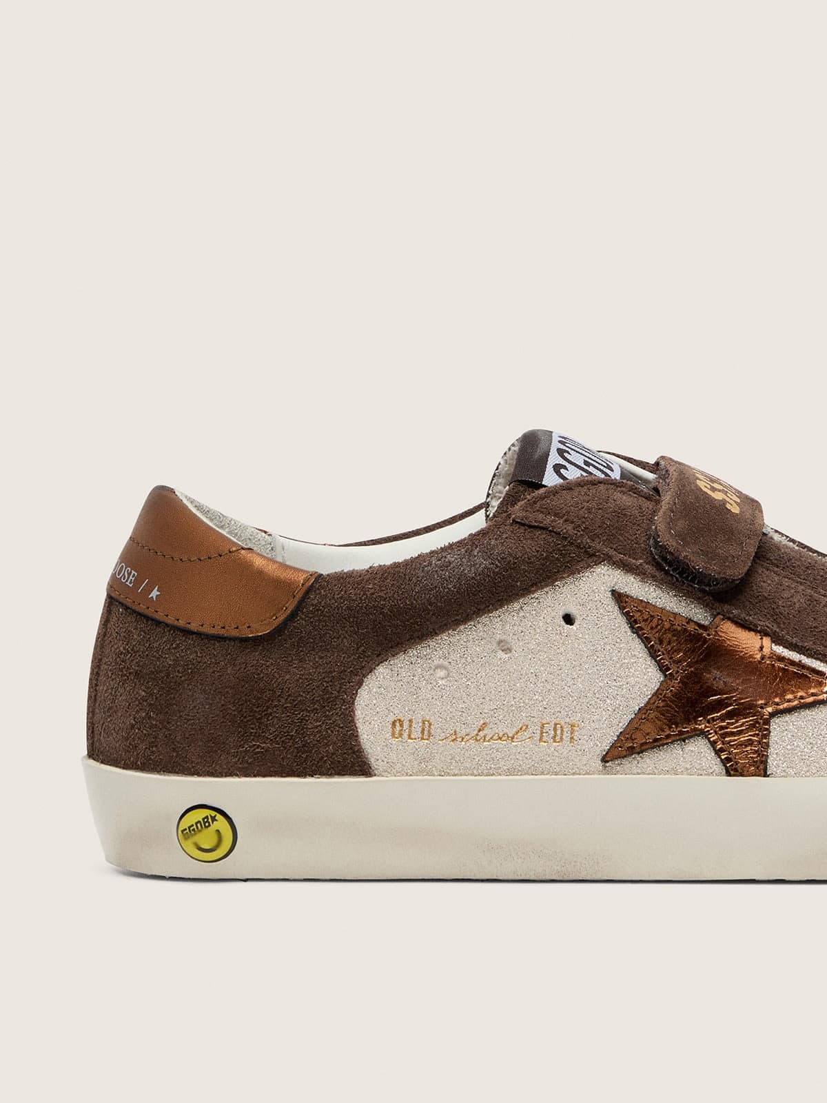 Golden Goose - Old School young de couro met&aacute;lico areia e suede marrom com estrela de couro met&aacute;lico laranja in 