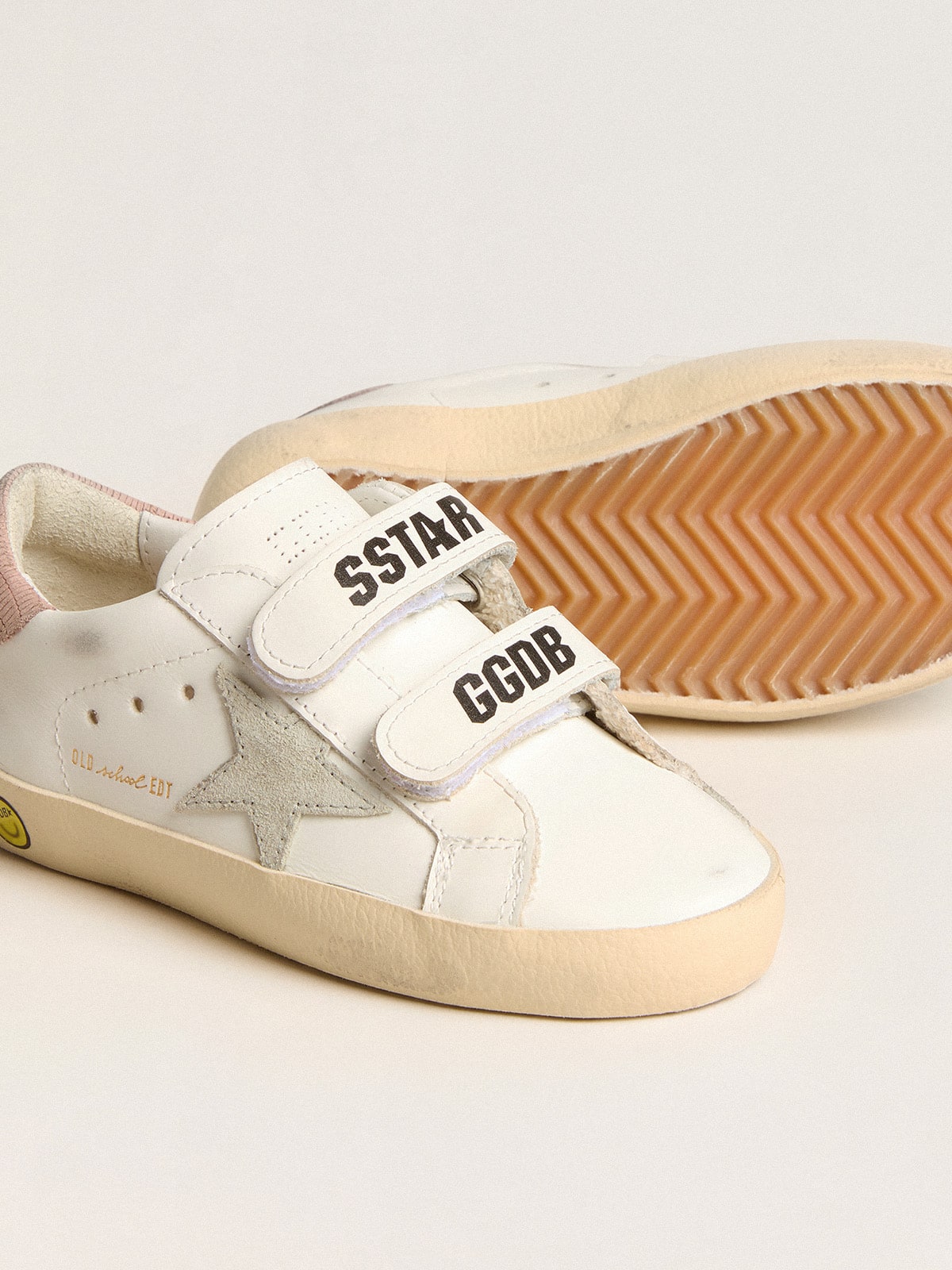 Golden Goose - Old School Young in pelle con stella in suede grigia e talloncino rosa antico in 