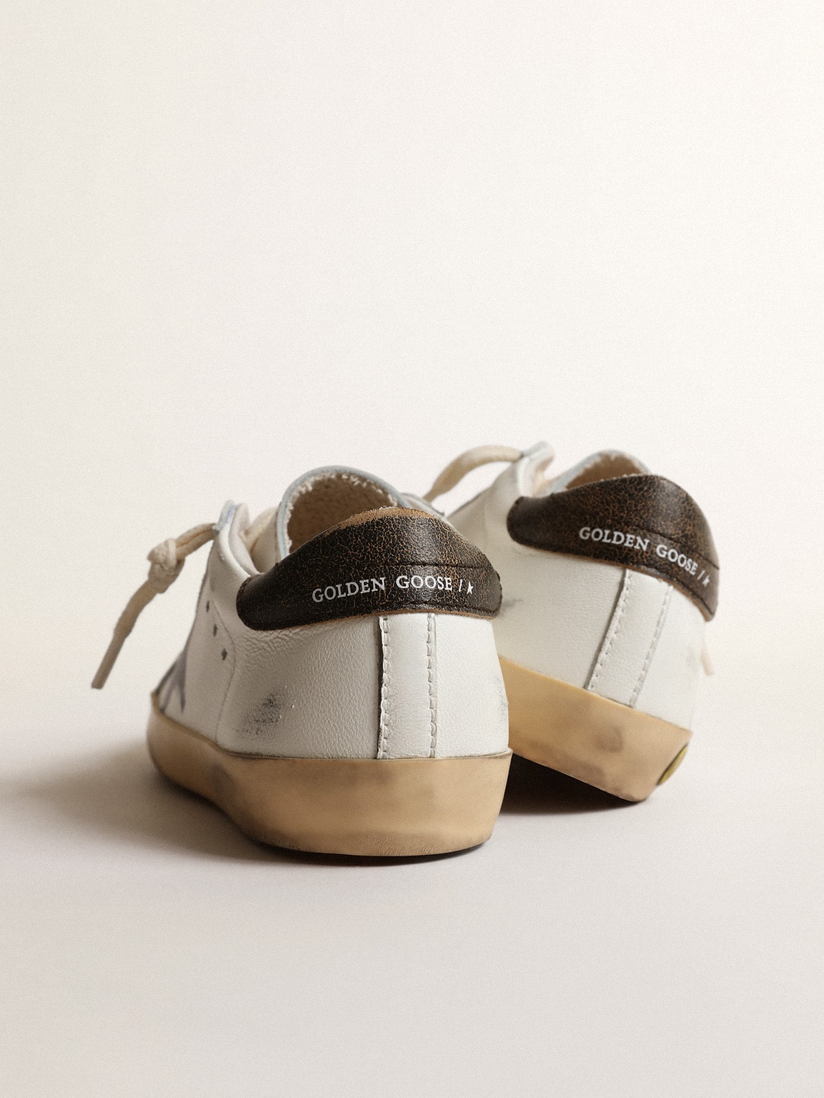 Golden Goose - Super-Star Young in nappa con stella stampata e talloncino nero in 