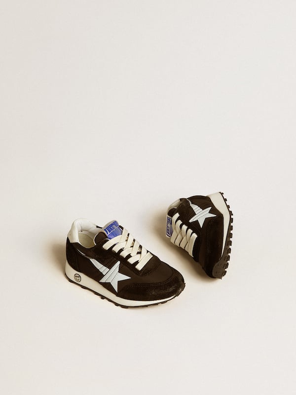 Young Marathon in black nylon with printed star and leather heel tab
