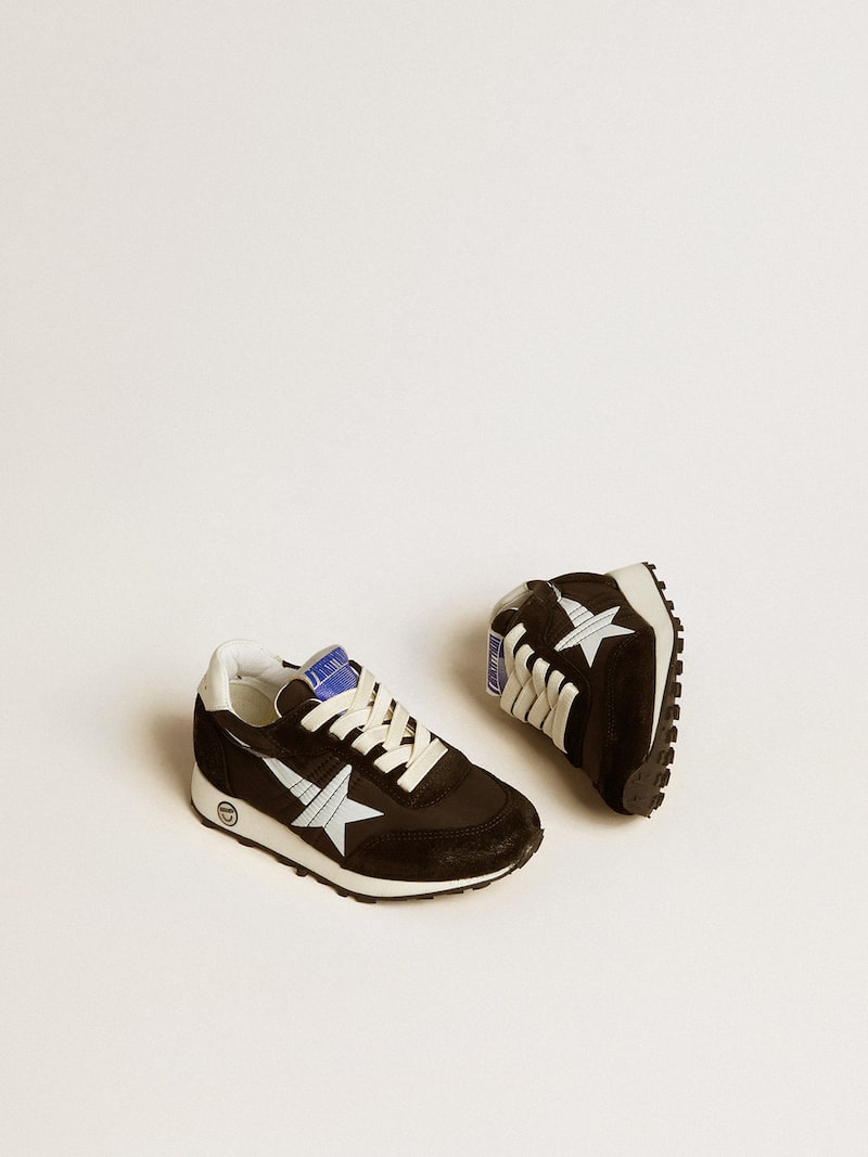 Golden Goose - Marathon Young de nailon negro con estrella estampada y refuerzo del tal&oacute;n de piel in 