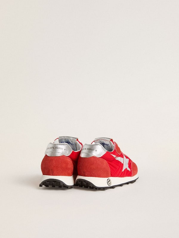 Golden Goose - Young Marathon in red nylon with printed star and leather heel tab in 