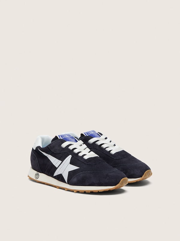Young Marathon in dark blue suede with white star
