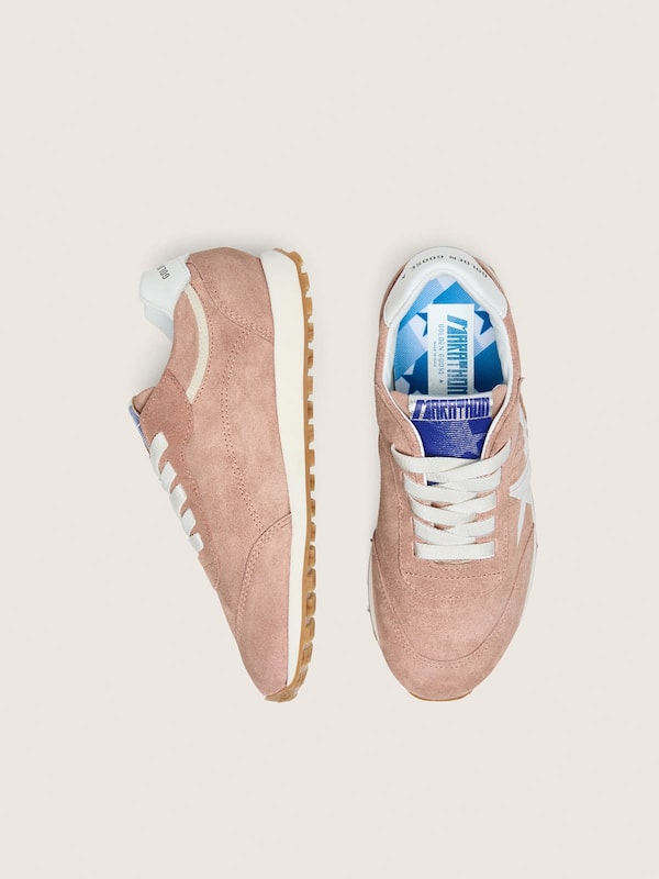 Young Marathon in pink suede with white star