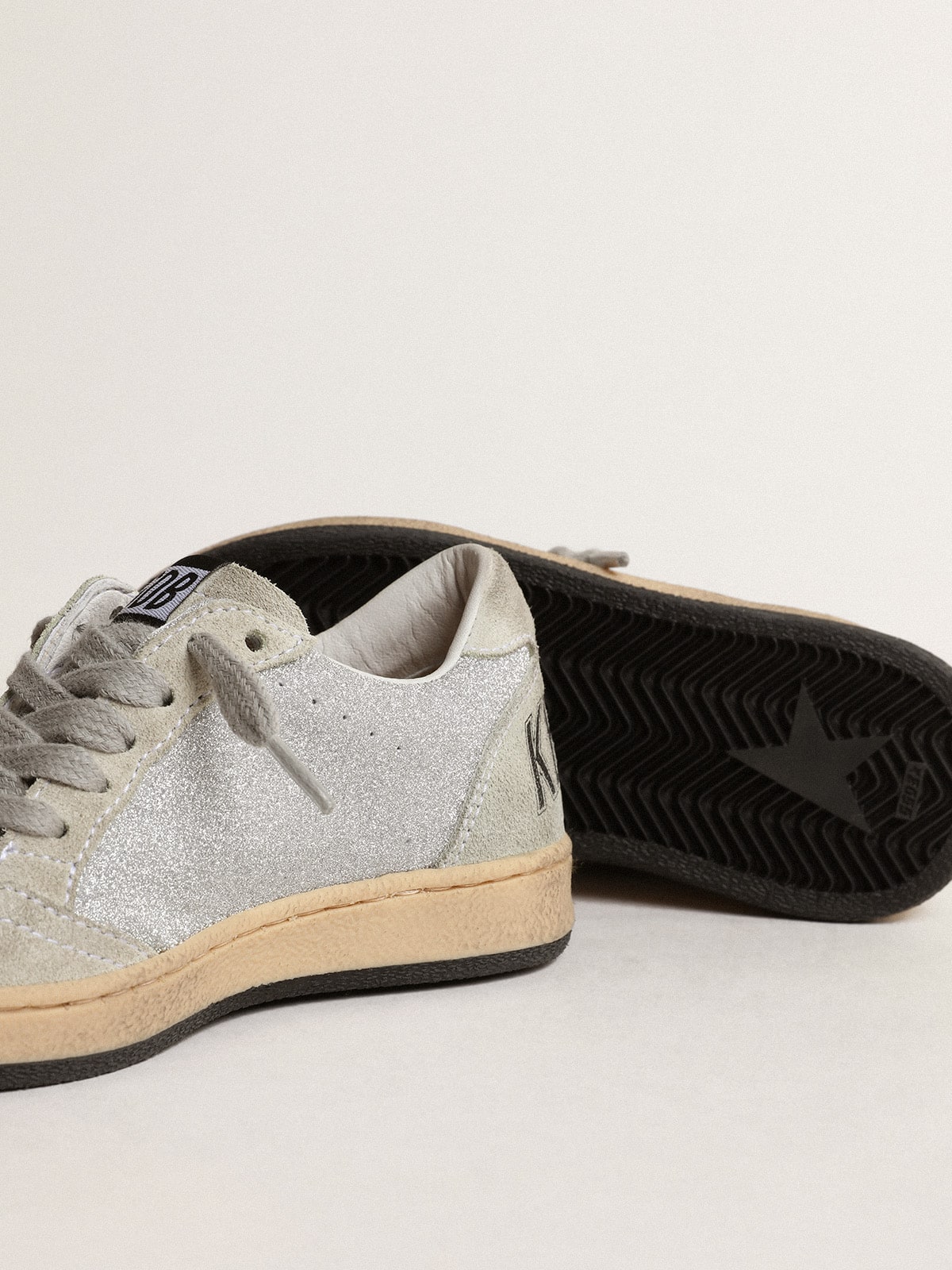 Golden Goose - Ball Star Young in glitter with ice-gray suede inserts in 