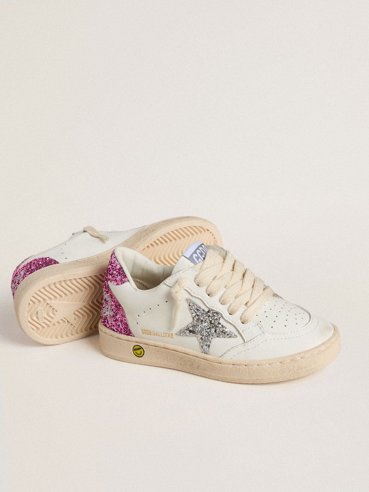 Golden Goose - Ball Star Young con estrella con purpurina plateada y refuerzo del talón con purpurina rosa in 