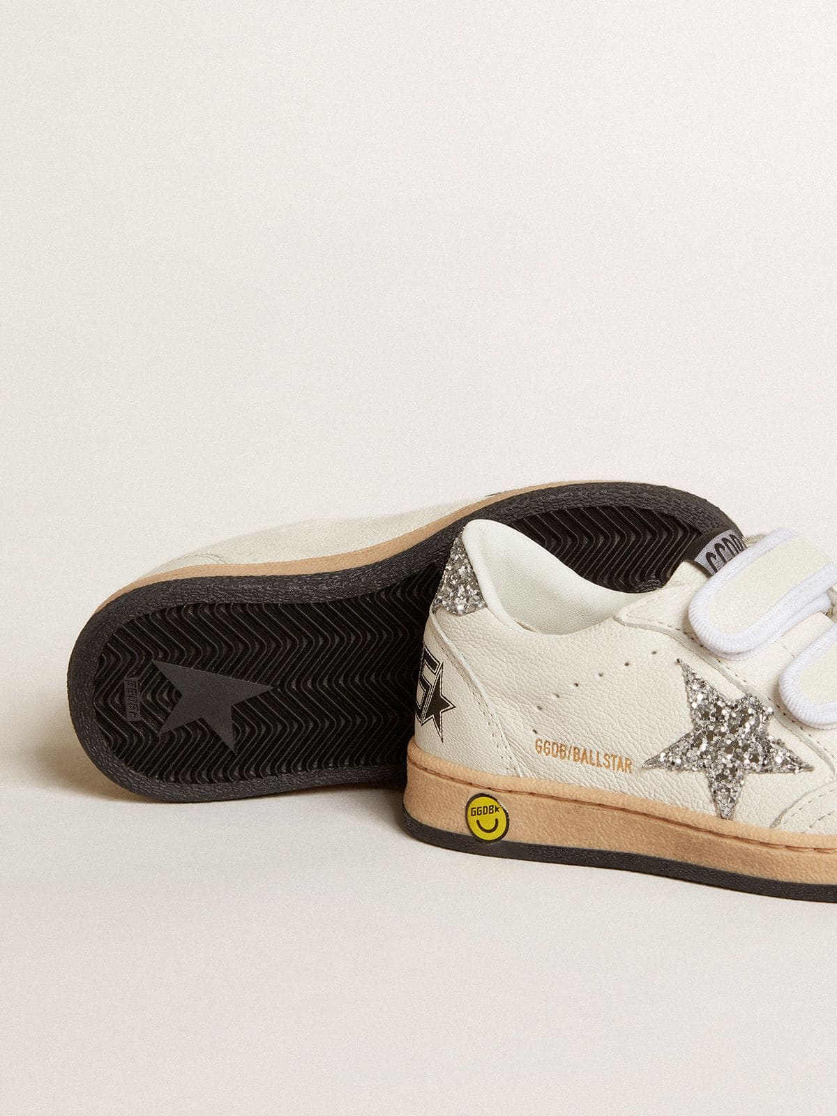 Golden Goose - Ball Star Young de napa con estrella y refuerzo del talón con purpurina plateada in 