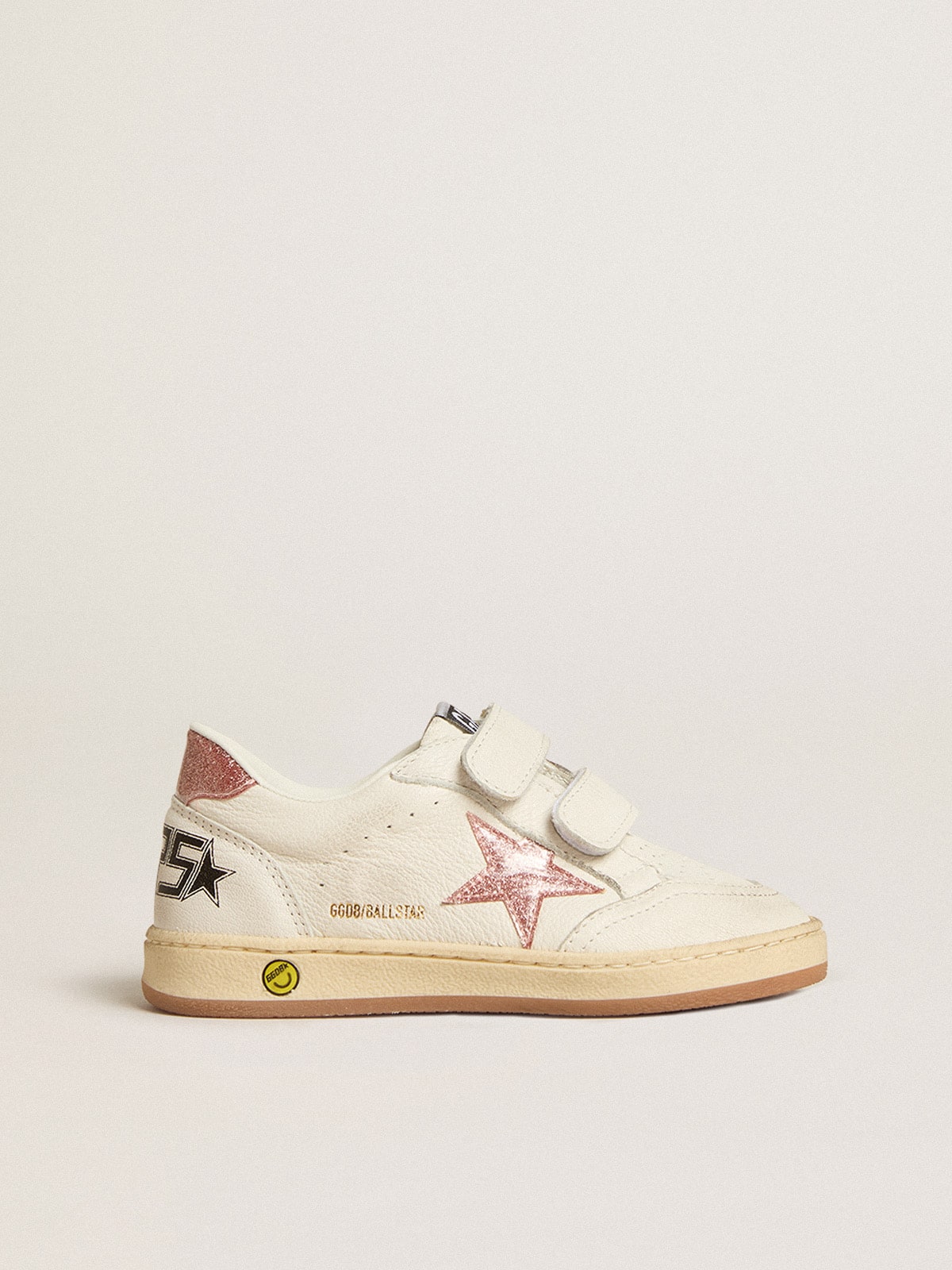 Golden Goose - Ball Star Young aus Nappa mit Stern und Fersendetail aus pfirsichrosa Glitzer in 