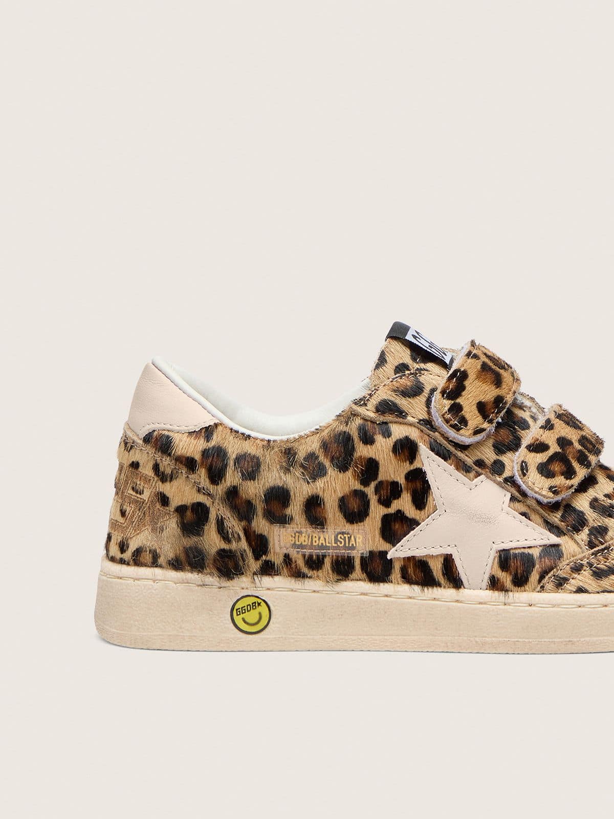 Golden Goose - Young Ball Star in leopard-print pony skin with pink leather star and heel tab in 