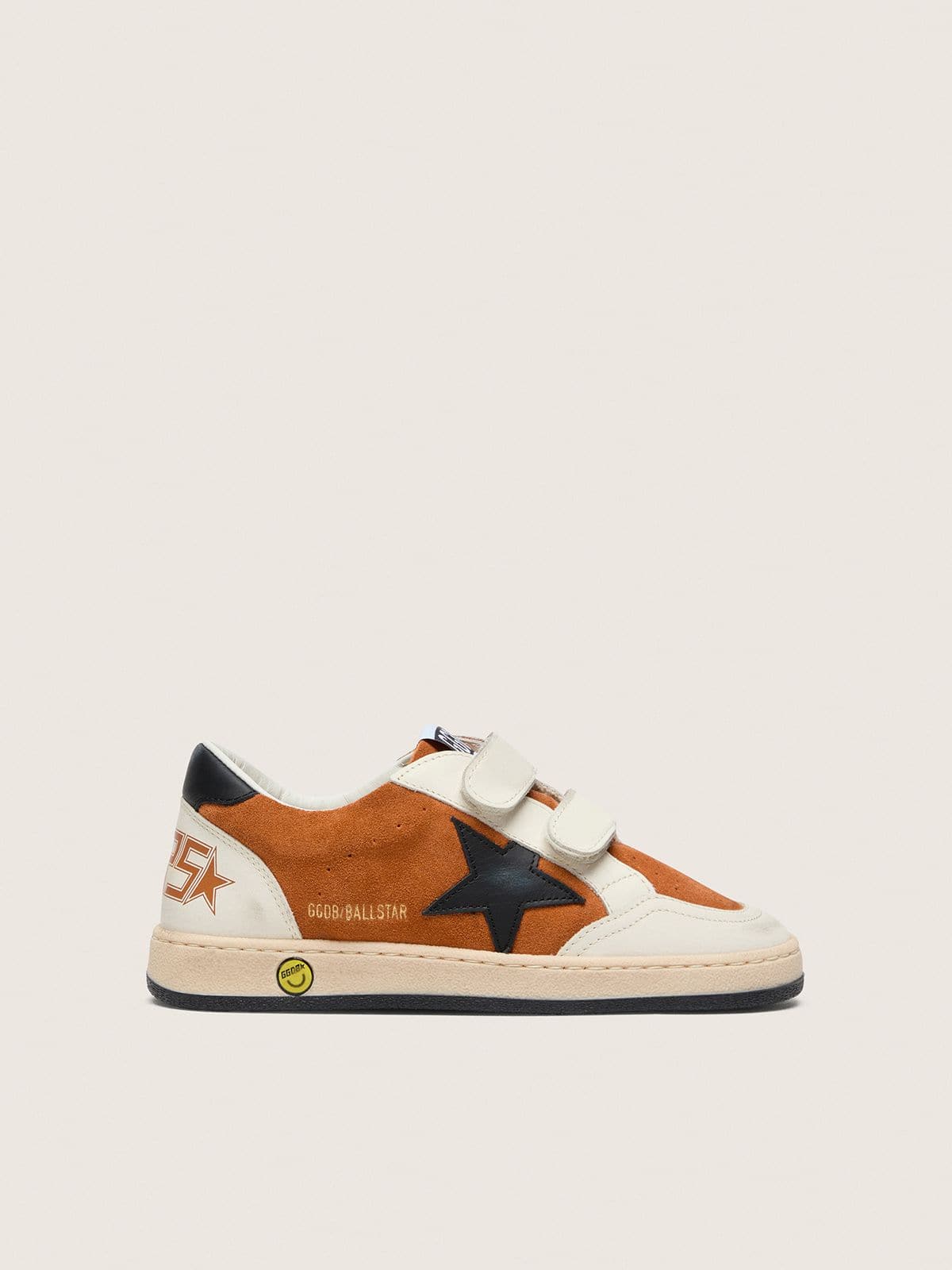 Golden Goose - Young Ball Star in brick-red suede and cream leather with black leather star in 