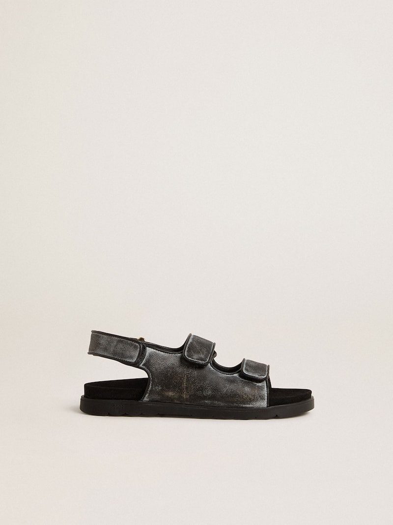 Sandalias Noa Young de piel negra desgastada
