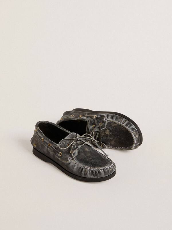 Golden Goose - Young Cruise loafer in black distressed leather in 