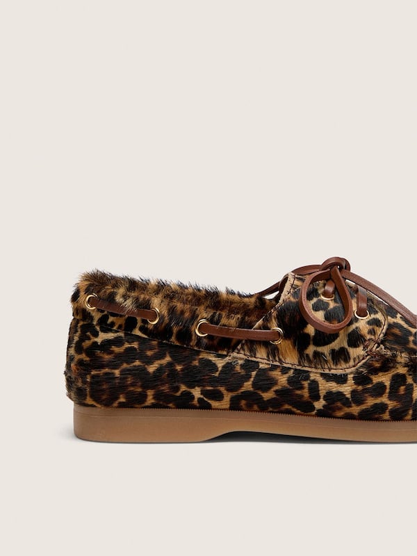Golden Goose - Young Cruise loafers in leopard-print pony skin in 