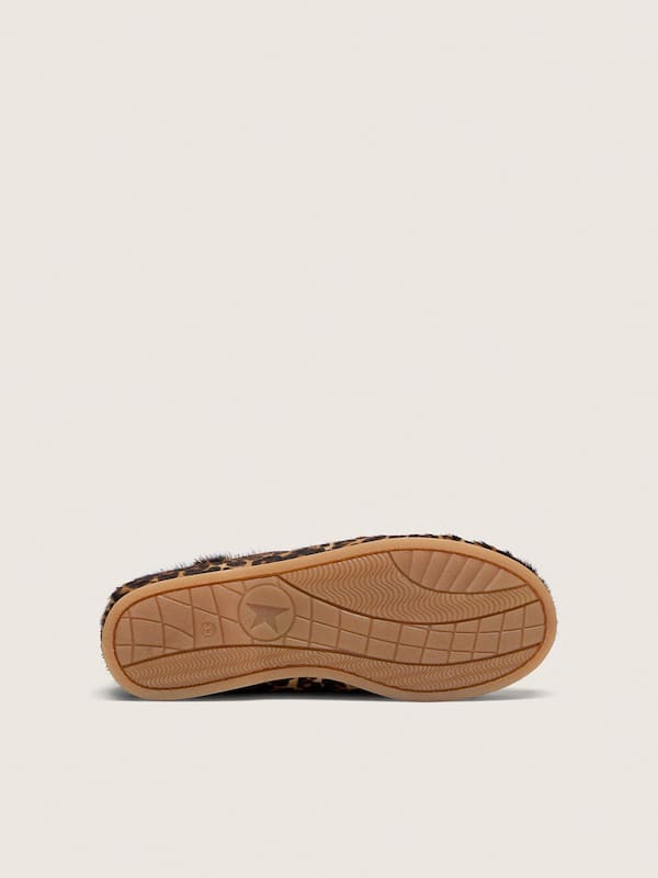 Golden Goose - Young Cruise loafers in leopard-print pony skin in 