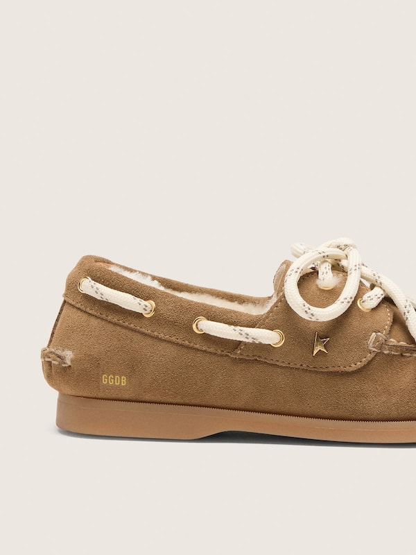 Golden Goose - Young Cruise loafers in camel-colored suede in 