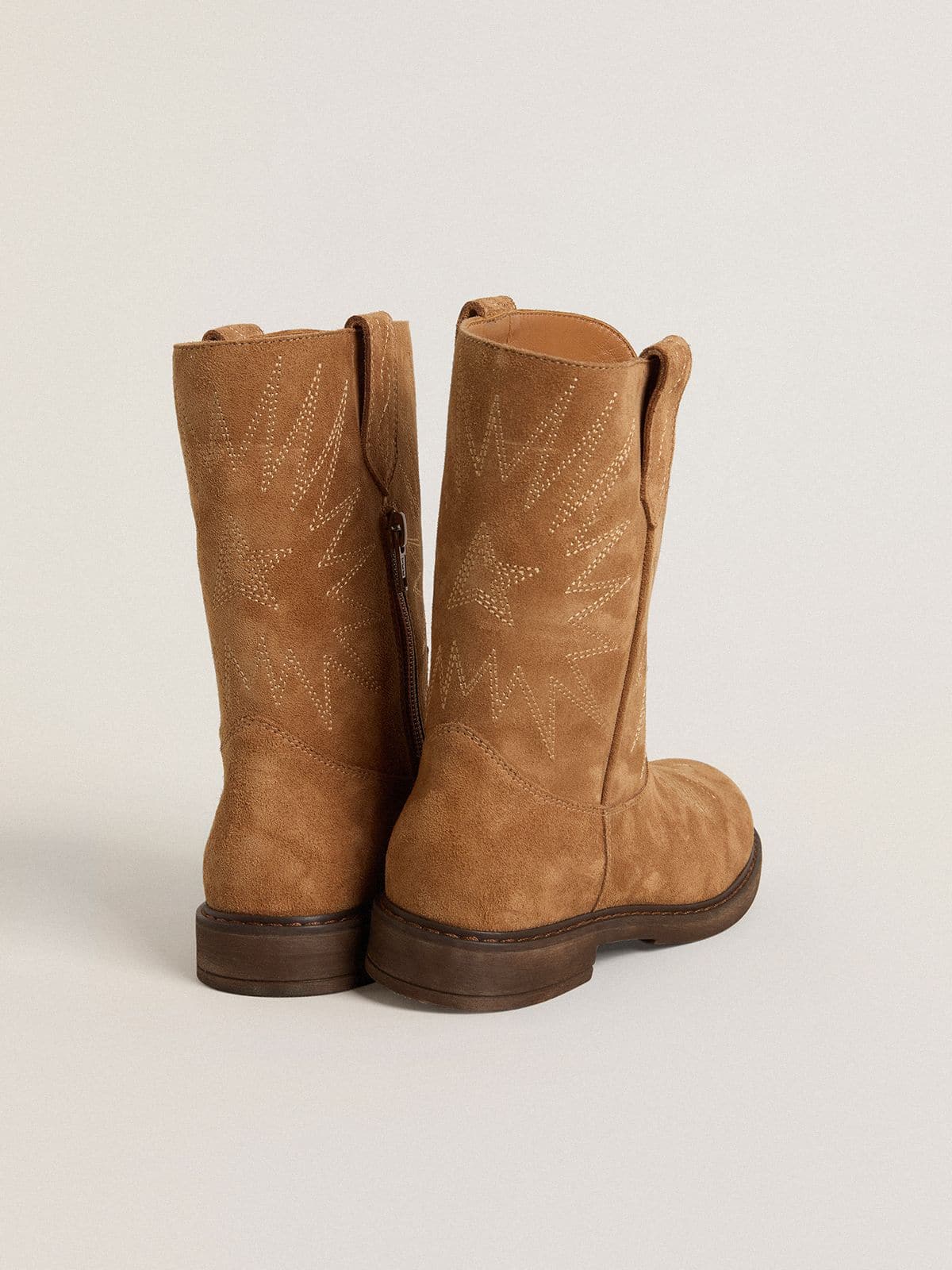 Golden Goose - Stivali Wish Young in suede cammello con ricamo a stella in 