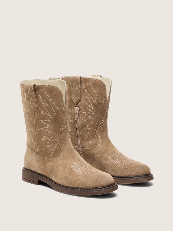 Golden Goose - Young Wish boots in dove-gray suede with star embroidery in 