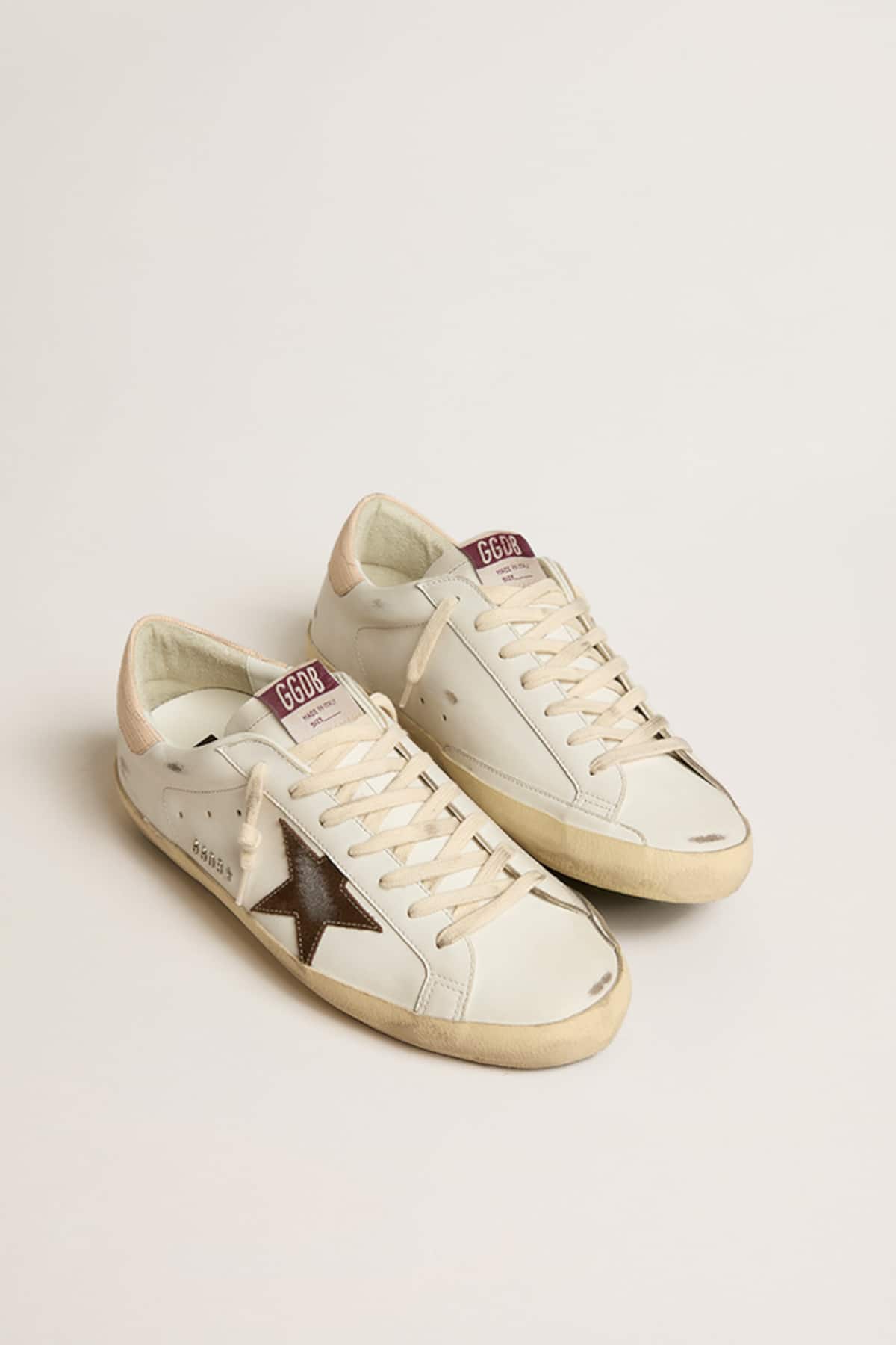 Golden Goose - 남성 브라운 스웨이드 스타 & 핑크 힐탭 슈퍼스타 스니커즈 in 