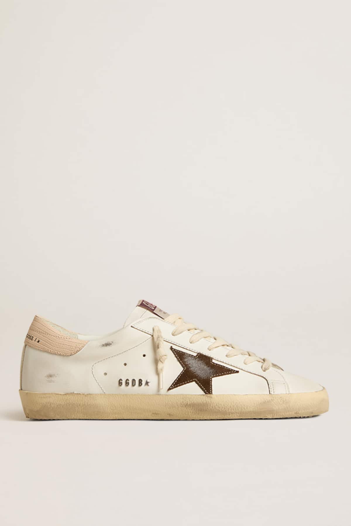 Golden Goose - 남성 브라운 스웨이드 스타 & 핑크 힐탭 슈퍼스타 스니커즈 in 