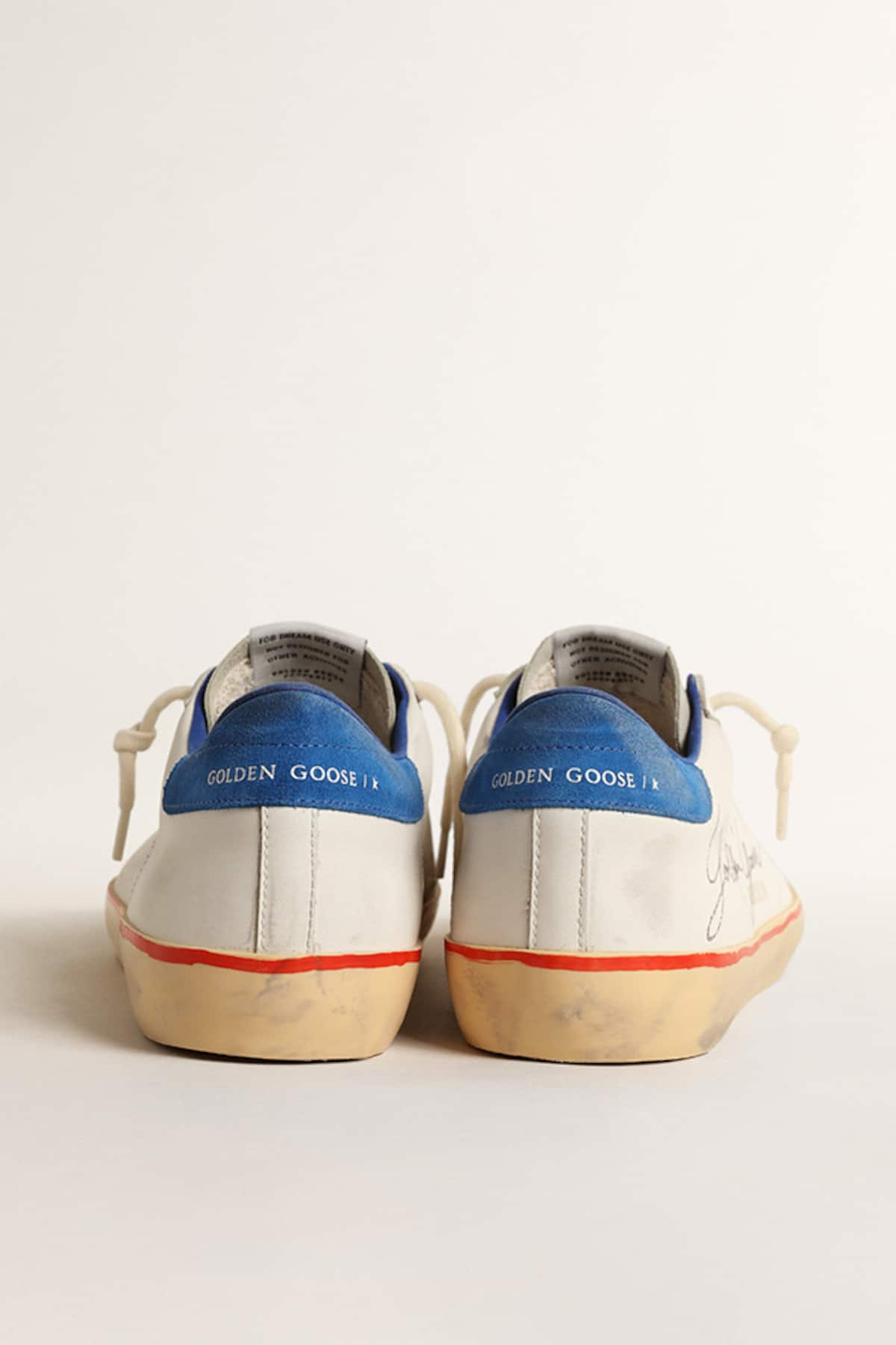 Golden Goose - Super-Star de hombre con estrella perforada y refuerzo del talón de ante azul in 