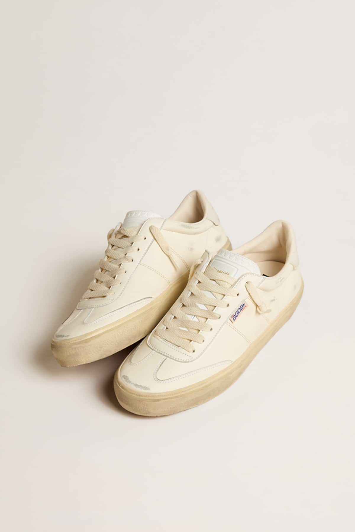 Golden Goose - Soul Star en cuir nappa blanc avec contrefort en cuir blanc in 