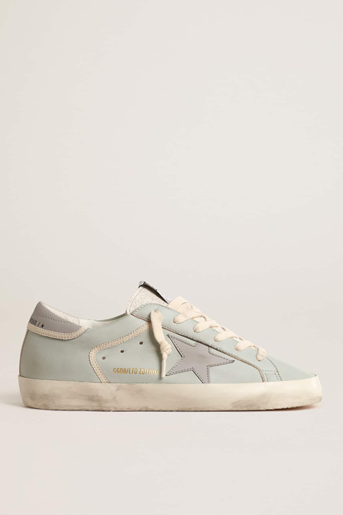 Golden Goose - Super-Star de mujer de napa azul beb&eacute; con estrella y tal&oacute;n de piel grises in 